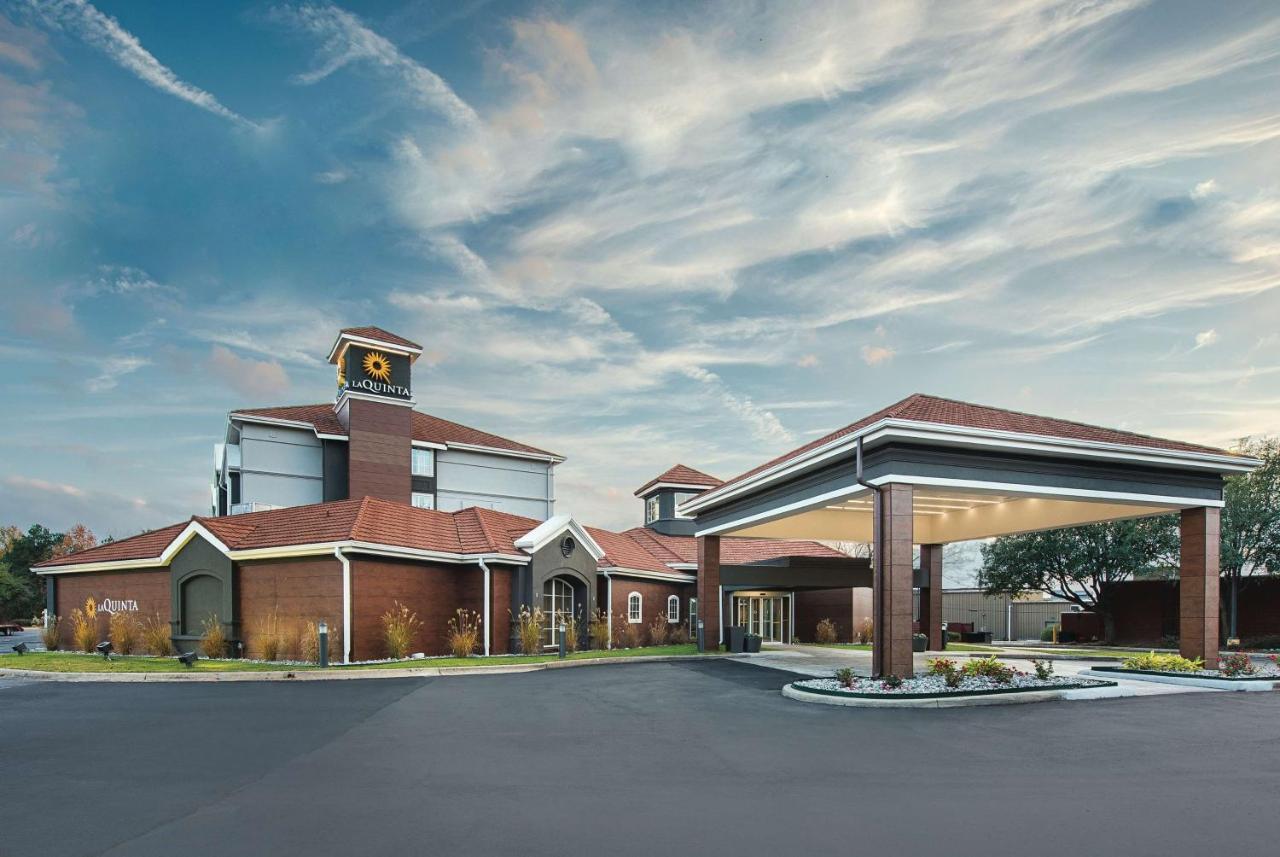 La Quinta By Wyndham Shreveport Airport Hotel Exterior photo